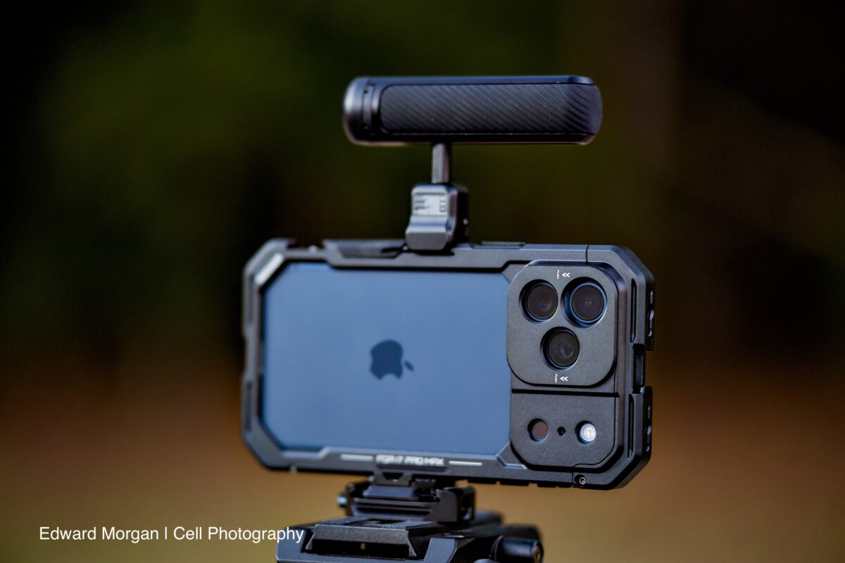 Neewer Iphone 17 Pro Max Cage Case(6)